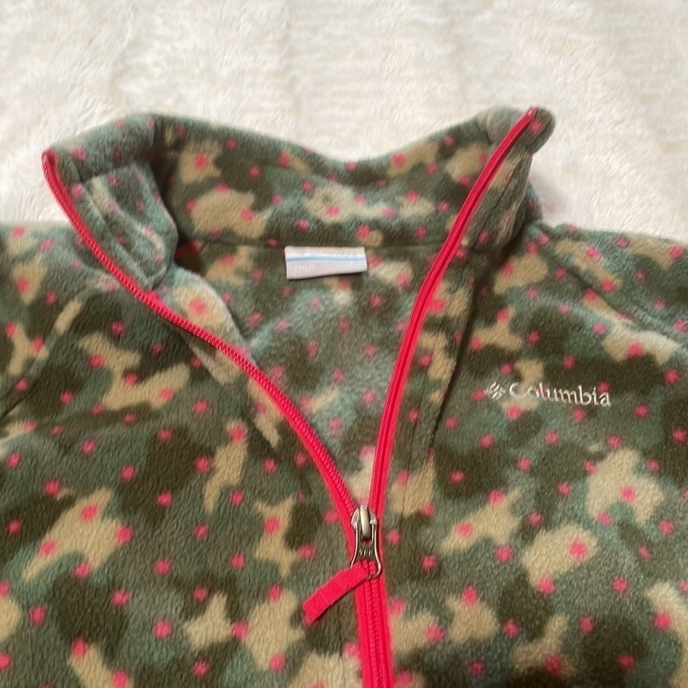 Columbia Camo & Pink Dot Fleece Zip Front Jacket - Girls Size L (14/16)
